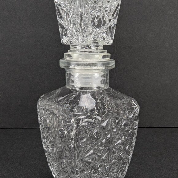 Vintage Miniature Clear Glass Decanter Barware 7" with Stopper Home Bar Decor - Picture 4 of 11